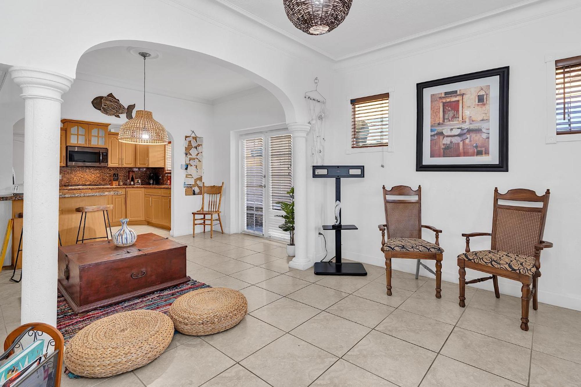 Private Room In Little Havana Miami Exterior photo